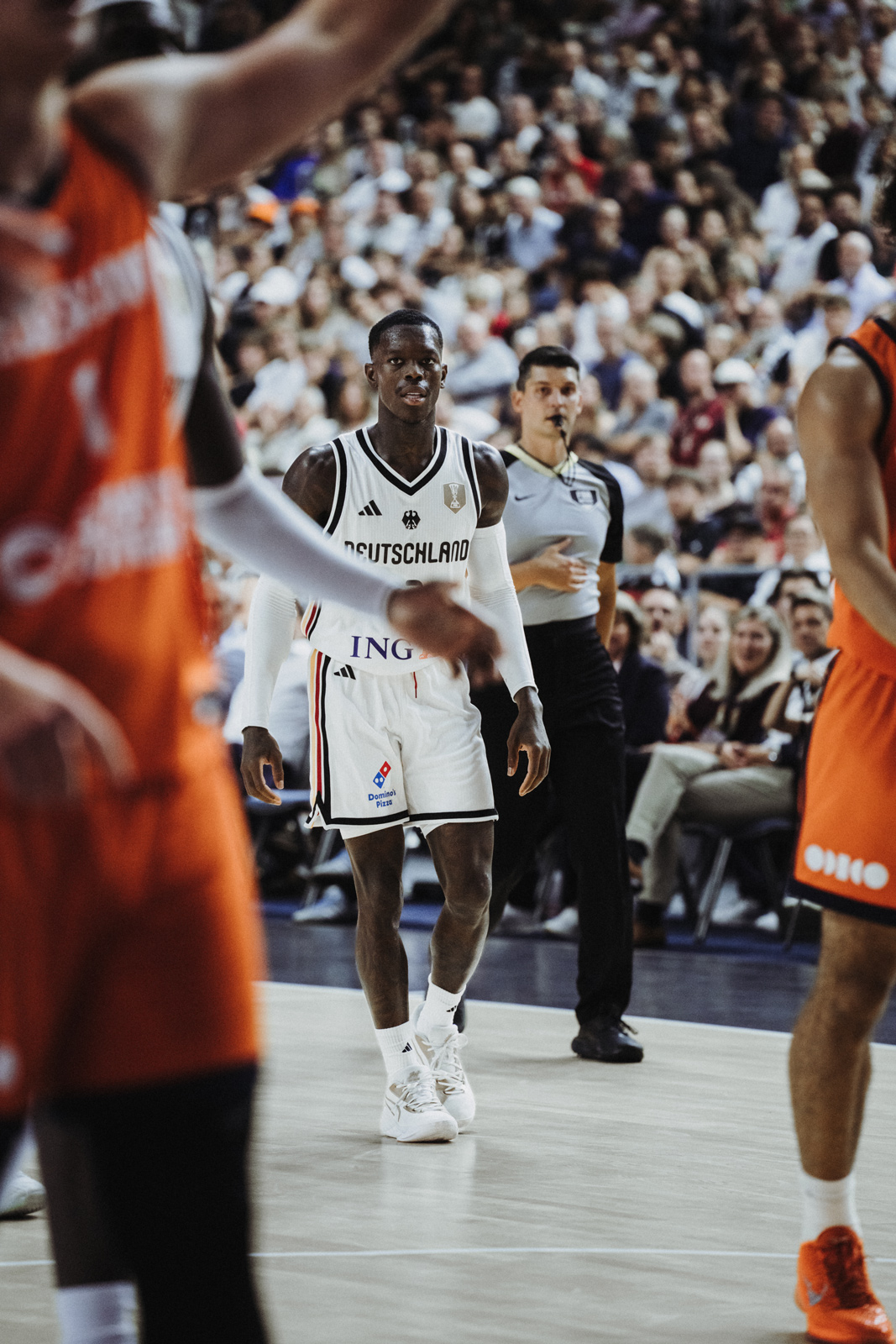 Dennis Schröder beim Basketball Länderspiel Deutschland gegen Niederlande