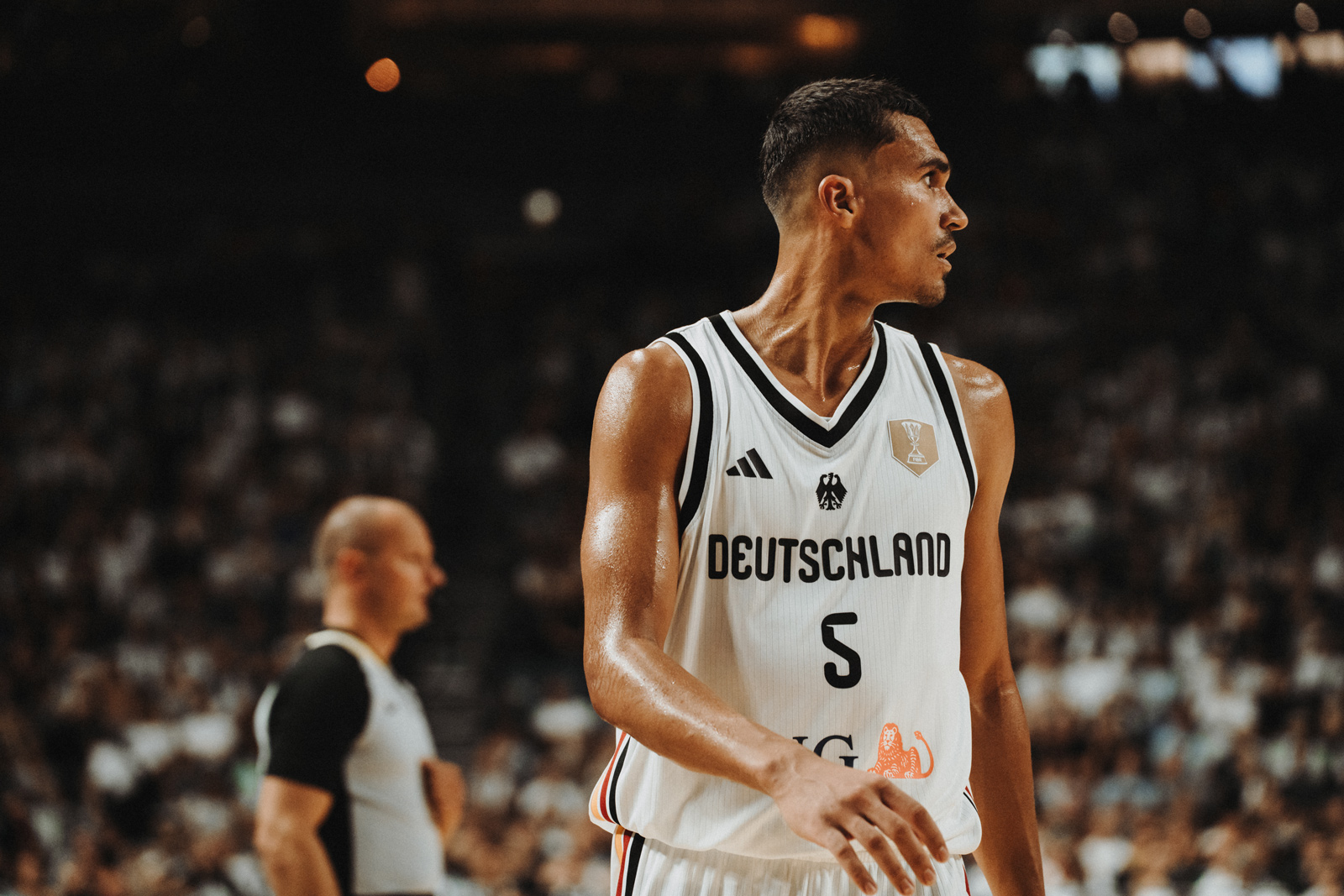 Tristan da Silva im Trikot der deutschen Basketball Nationalmannschaft beim Länderspiel gegen die Niederlande in der LANXESS arena Köln.